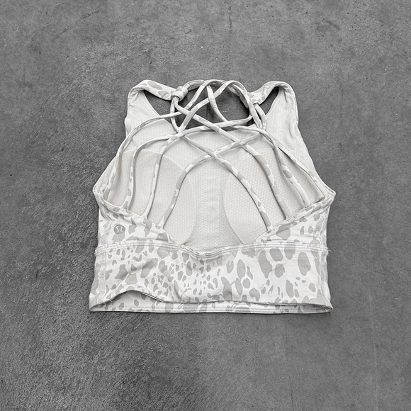 Lululemon Free to Be High-Neck Longline Bra - Picture 1 of 3
